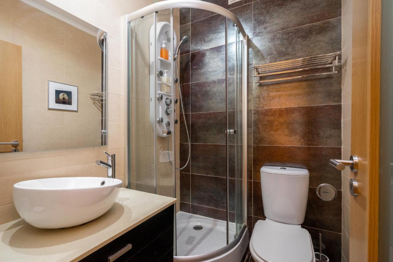 Whome Premium Family Apartment W/ Lift, Ac & Barbecue Lisboa Eksteriør bilde